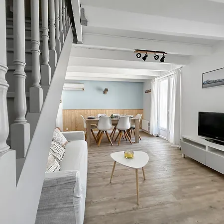 Escapade A Capbreton, Proche & Commerces *